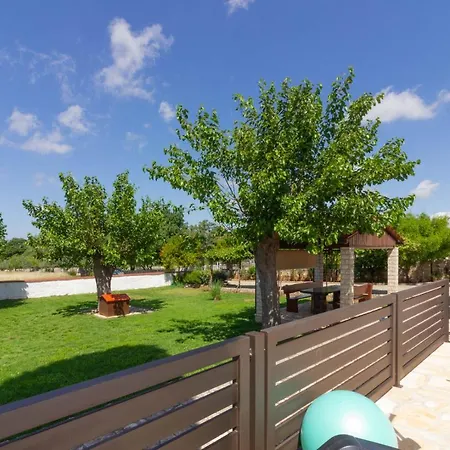 Sani With Private Pool Near Pula And Rovinj Villa Vodnjan