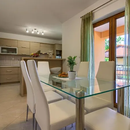Sani With Private Pool Near Pula And Rovinj Vila *