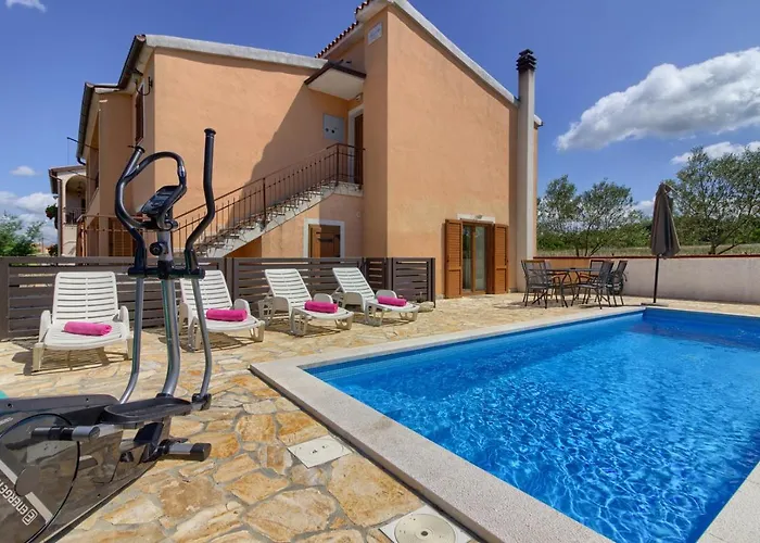 Sani With Private Pool Near Pula And Rovinj * Vodnjan