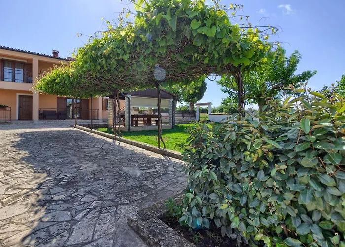 Sani With Private Pool Near Pula And Rovinj * Vodnjan