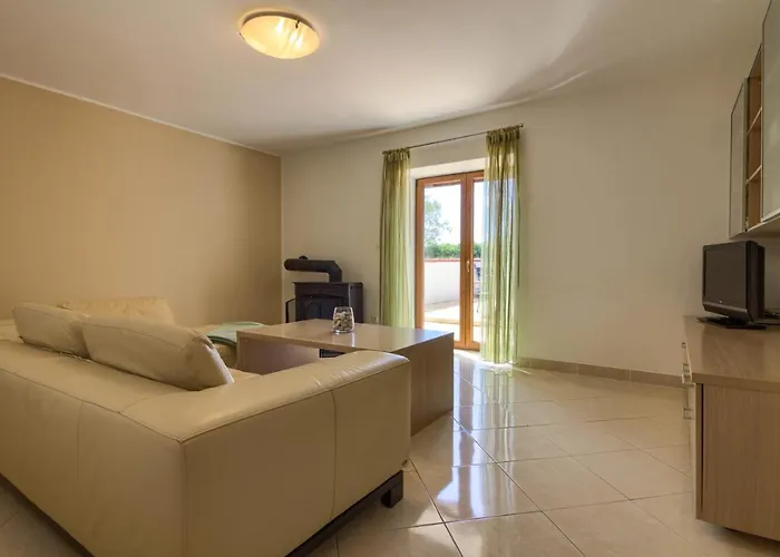 Sani With Private Pool Near Pula And Rovinj Vila