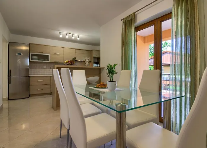 Sani With Private Pool Near Pula And Rovinj Vila *